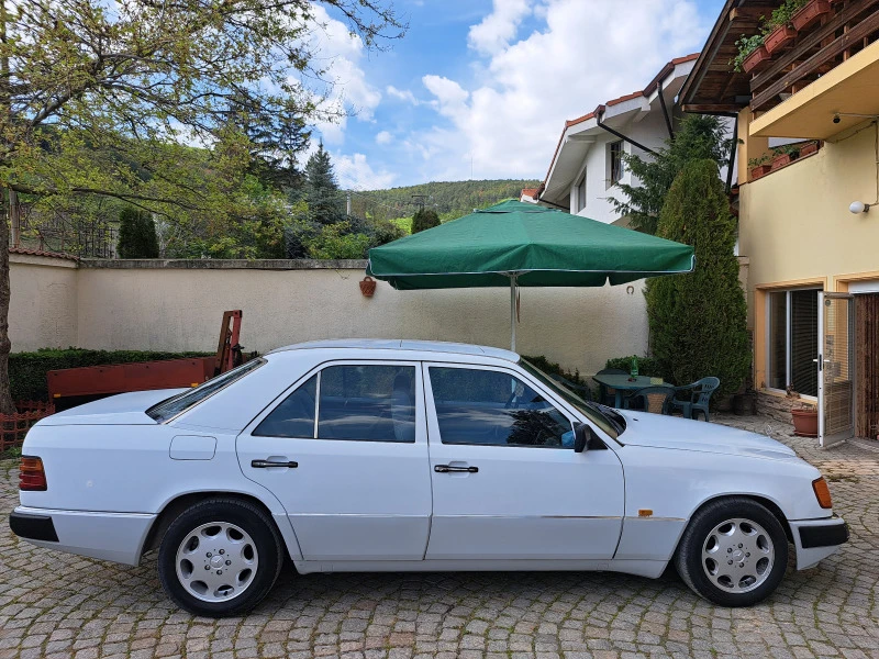 Mercedes-Benz 124 250 D, снимка 6 - Автомобили и джипове - 47401112