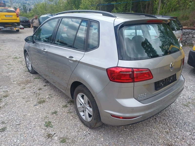 VW Golf Plus 1.6 TDI, снимка 13 - Автомобили и джипове - 47929375