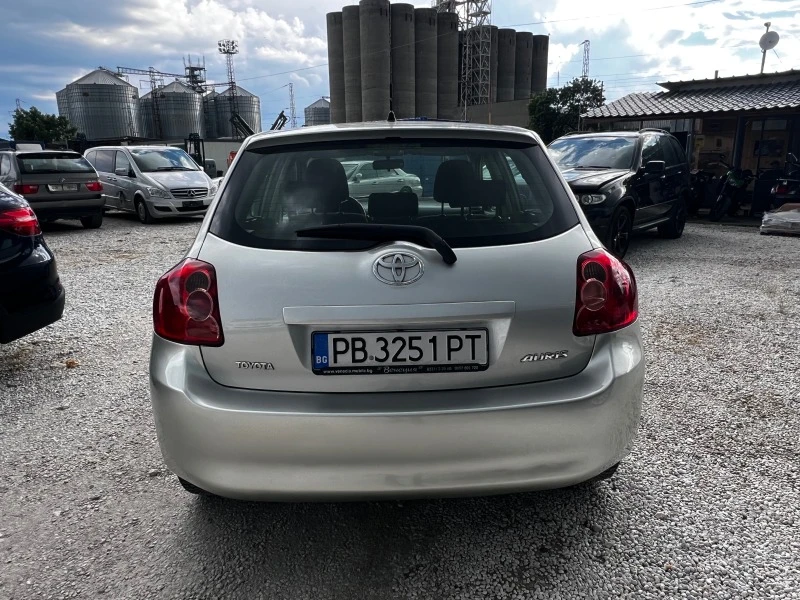 Toyota Auris 1.4d4d , снимка 5 - Автомобили и джипове - 47472523