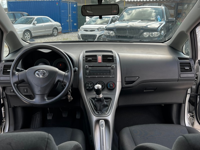 Toyota Auris 1.4d4d , снимка 7 - Автомобили и джипове - 45898871