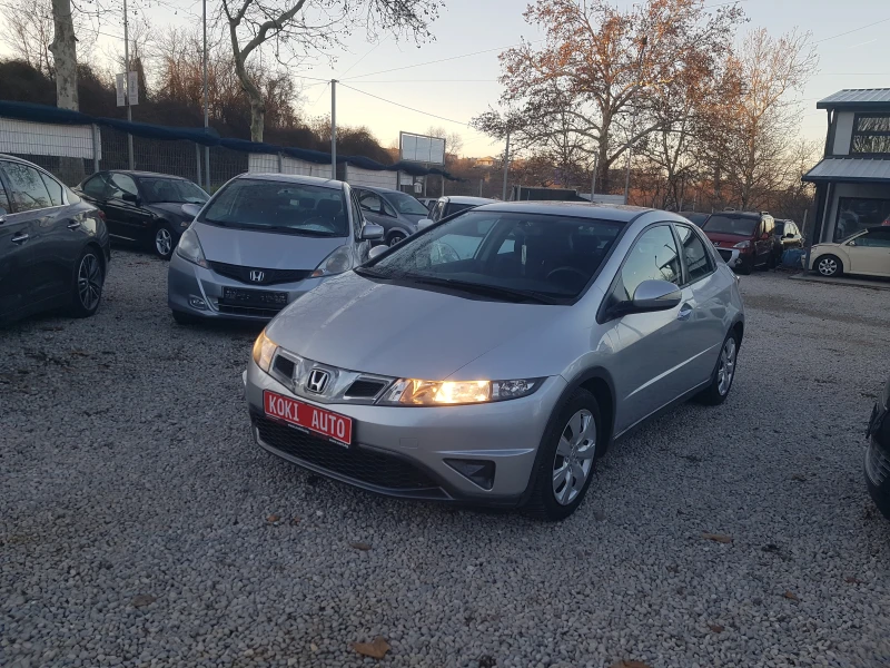 Honda Civic 1.4i-100к.с., снимка 2 - Автомобили и джипове - 48610592