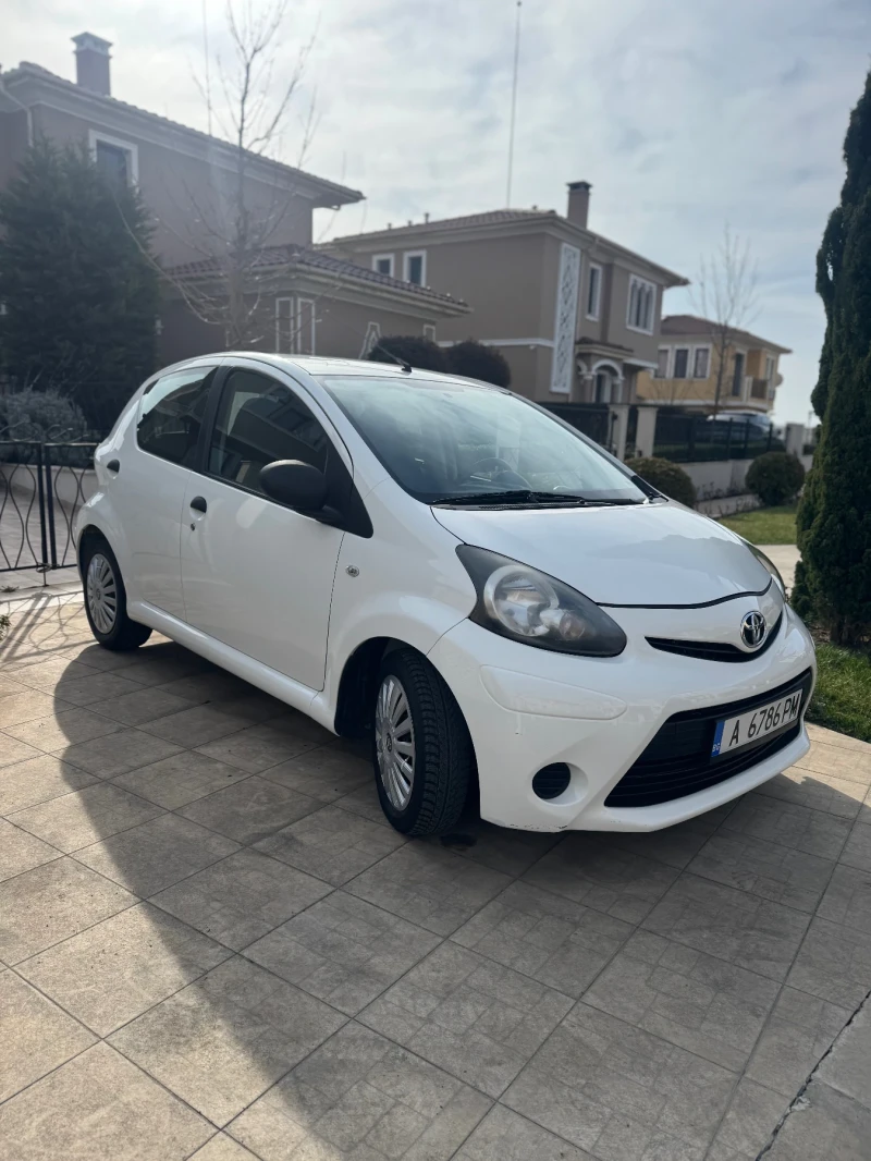 Toyota Aygo, снимка 5 - Автомобили и джипове - 49575862