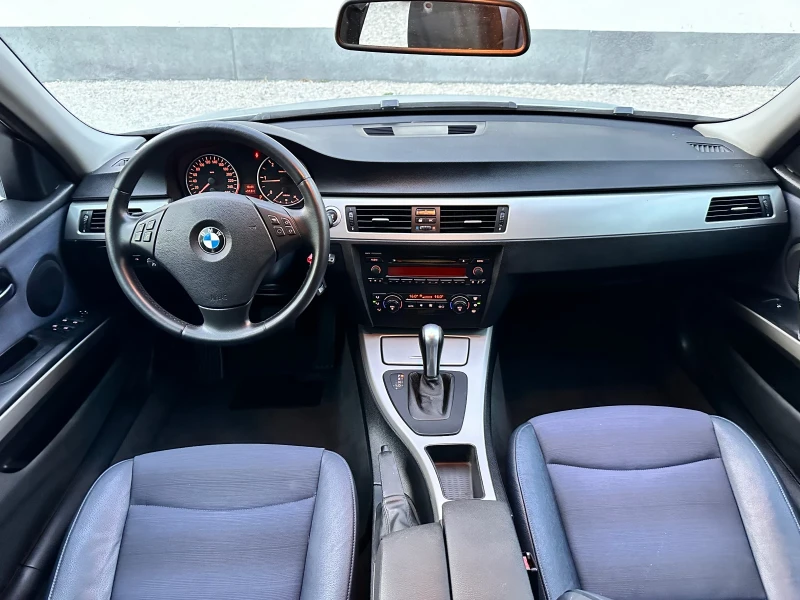 BMW 320 АВТОМАТ / ПАРКТРОНИК, снимка 5 - Автомобили и джипове - 51026111