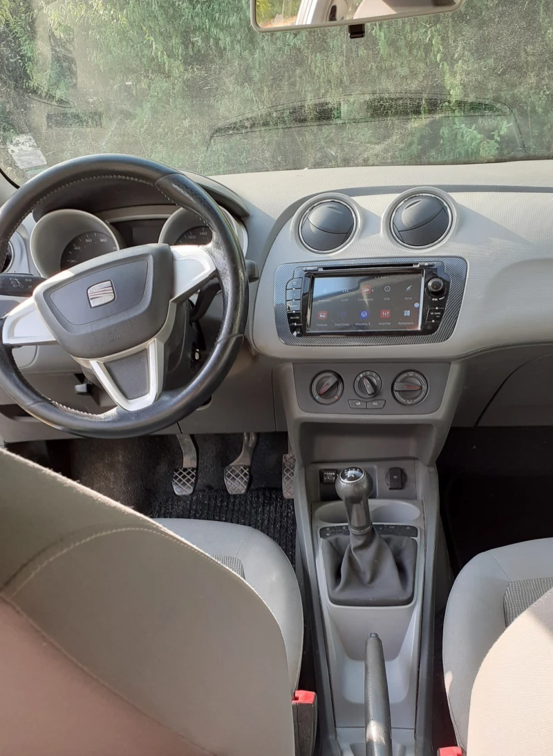 Seat Ibiza, снимка 4 - Автомобили и джипове - 52362635