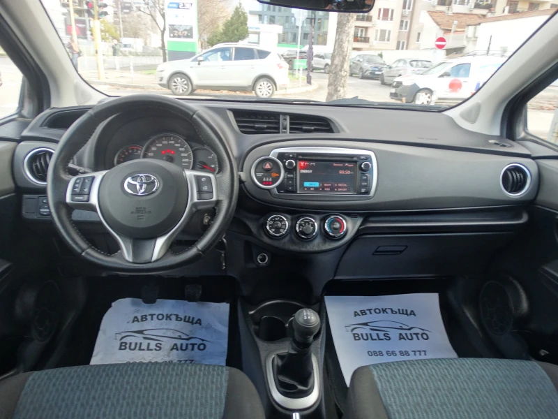 Toyota Yaris 1.0 - 69 к.с., снимка 6 - Автомобили и джипове - 52551829