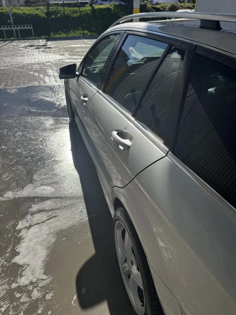 Mercedes-Benz C 200, снимка 3 - Автомобили и джипове - 52920315
