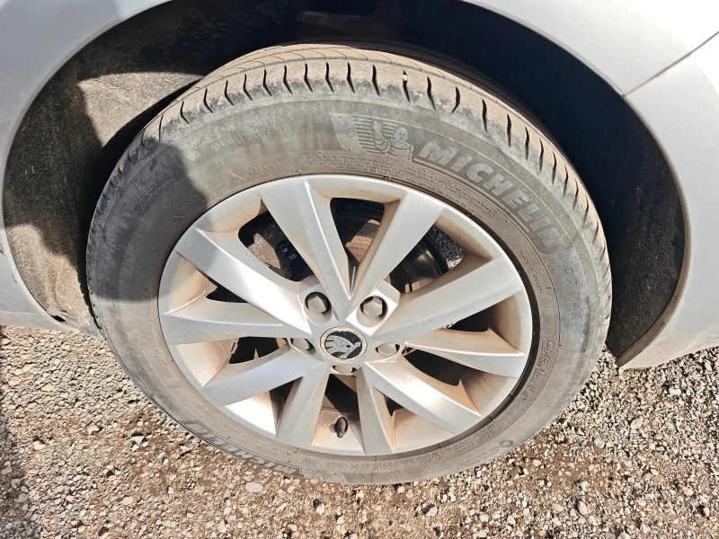 Skoda Octavia 1.6TDI NAVI ПОДРЕВ ТЕГЛИЧ EURO 6D, снимка 8 - Автомобили и джипове - 52965662