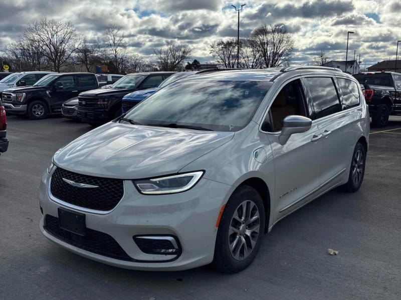 Chrysler Pacifica * Pinnacle * CARFAX * БЕЗ ПЪРВОНАЧАЛНА ВНОСКА