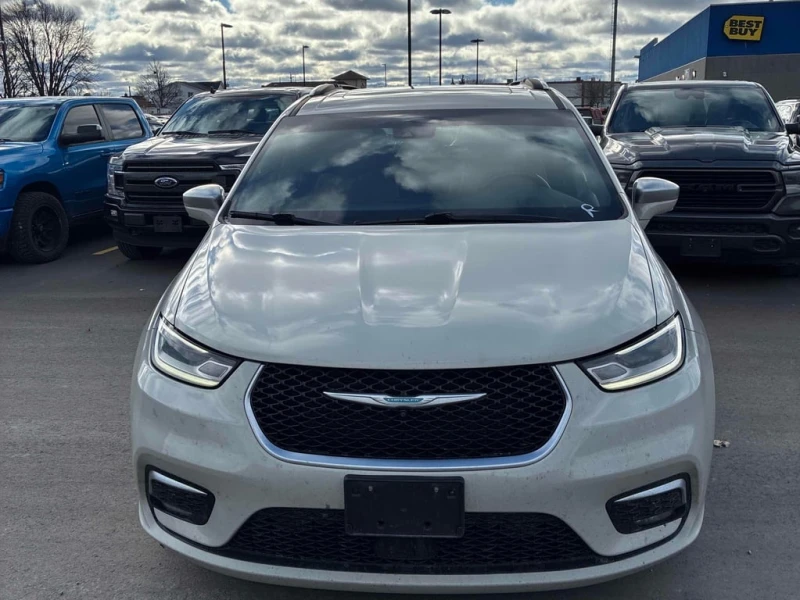 Chrysler Pacifica * Pinnacle * CARFAX * БЕЗ ПЪРВОНАЧАЛНА ВНОСКА, снимка 6 - Автомобили и джипове - 53167362