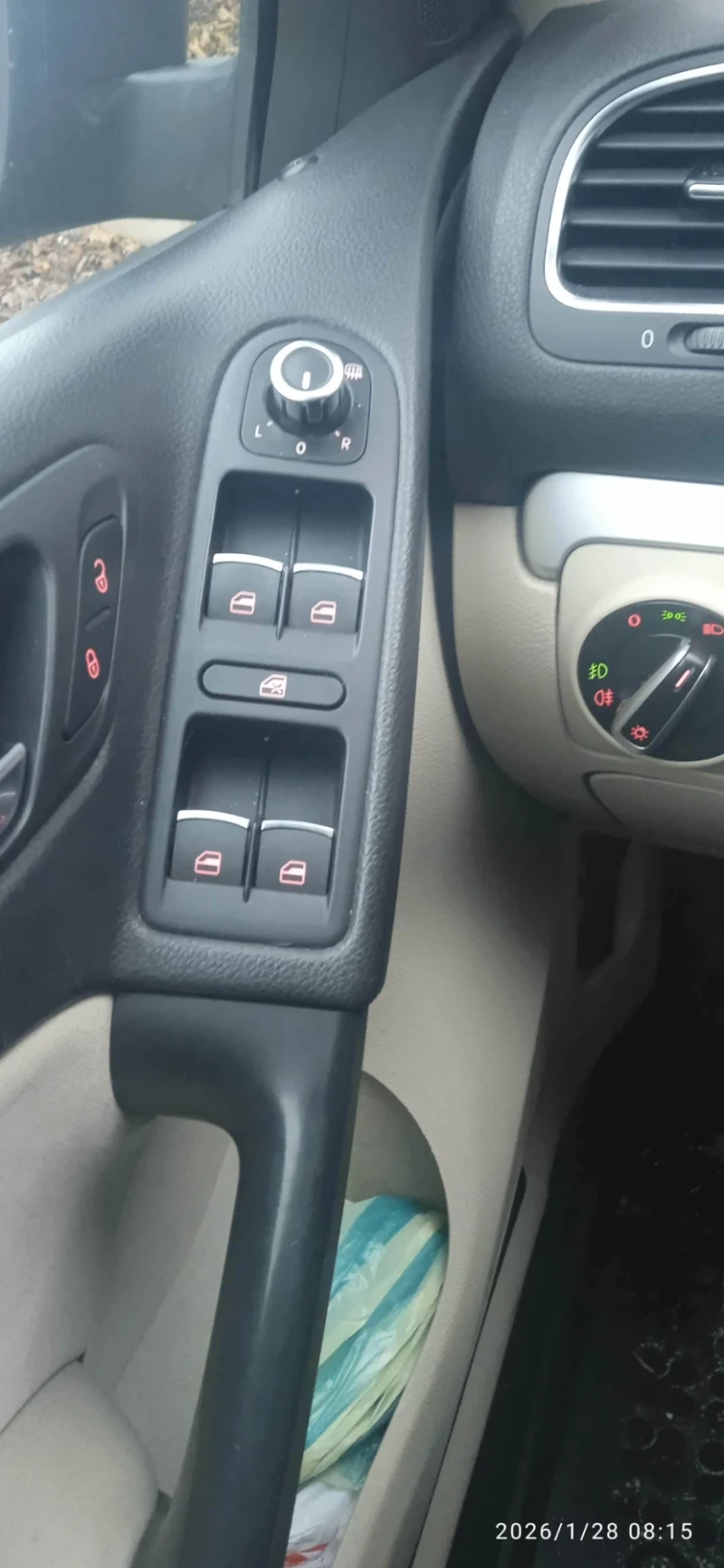 VW Golf 1, 4 САХА TSI, снимка 8 - Автомобили и джипове - 53257344