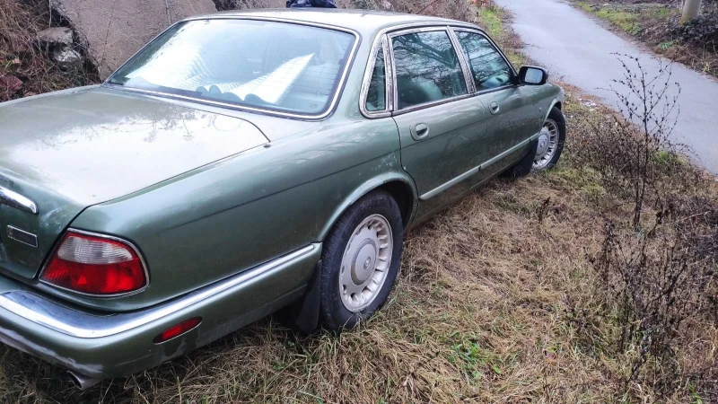 Jaguar Xj 4.0i V8, снимка 3 - Автомобили и джипове - 53269609