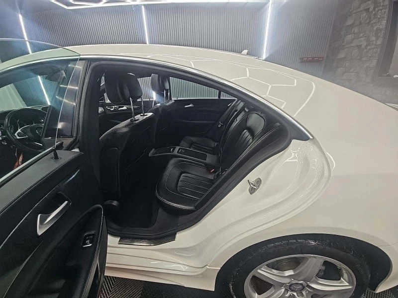 Mercedes-Benz CLS 400 4MATIC, снимка 9 - Автомобили и джипове - 53433715