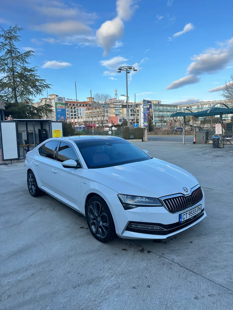 Skoda Superb 2.0TDI, снимка 3 - Автомобили и джипове - 53585476