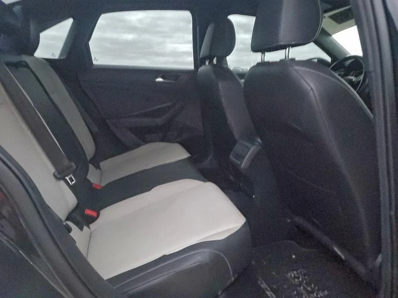 VW Jetta 1.4L 4 Front-wheel Drive, снимка 13 - Автомобили и джипове - 53198948