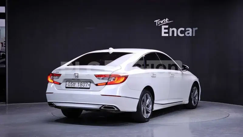 Honda Accord ЛИЗИНГ , ЦЕНА до БГ, снимка 2 - Автомобили и джипове - 55327525