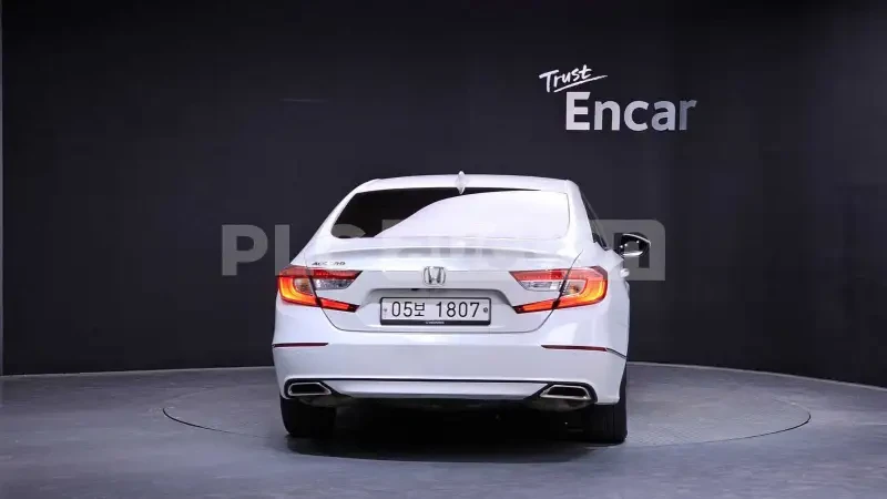 Honda Accord ЛИЗИНГ , ЦЕНА до БГ, снимка 4 - Автомобили и джипове - 55327525