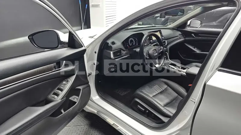 Honda Accord ЛИЗИНГ , ЦЕНА до БГ, снимка 10 - Автомобили и джипове - 55327525