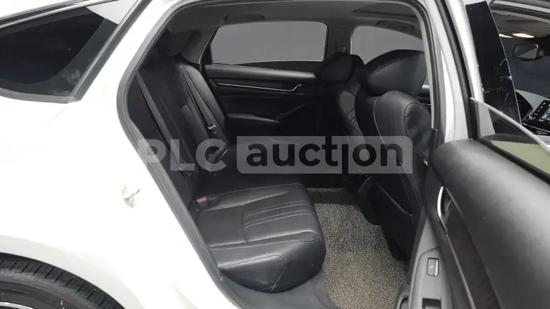 Honda Accord ЛИЗИНГ , ЦЕНА до БГ, снимка 11 - Автомобили и джипове - 55327525