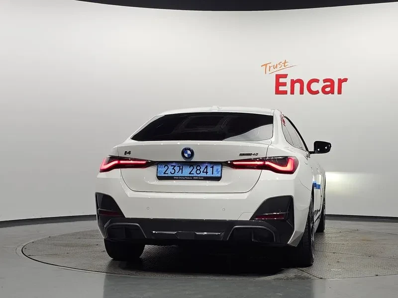BMW i4 M Sports - ���� 30% ����� | Mobile.bg � ����������� 4
