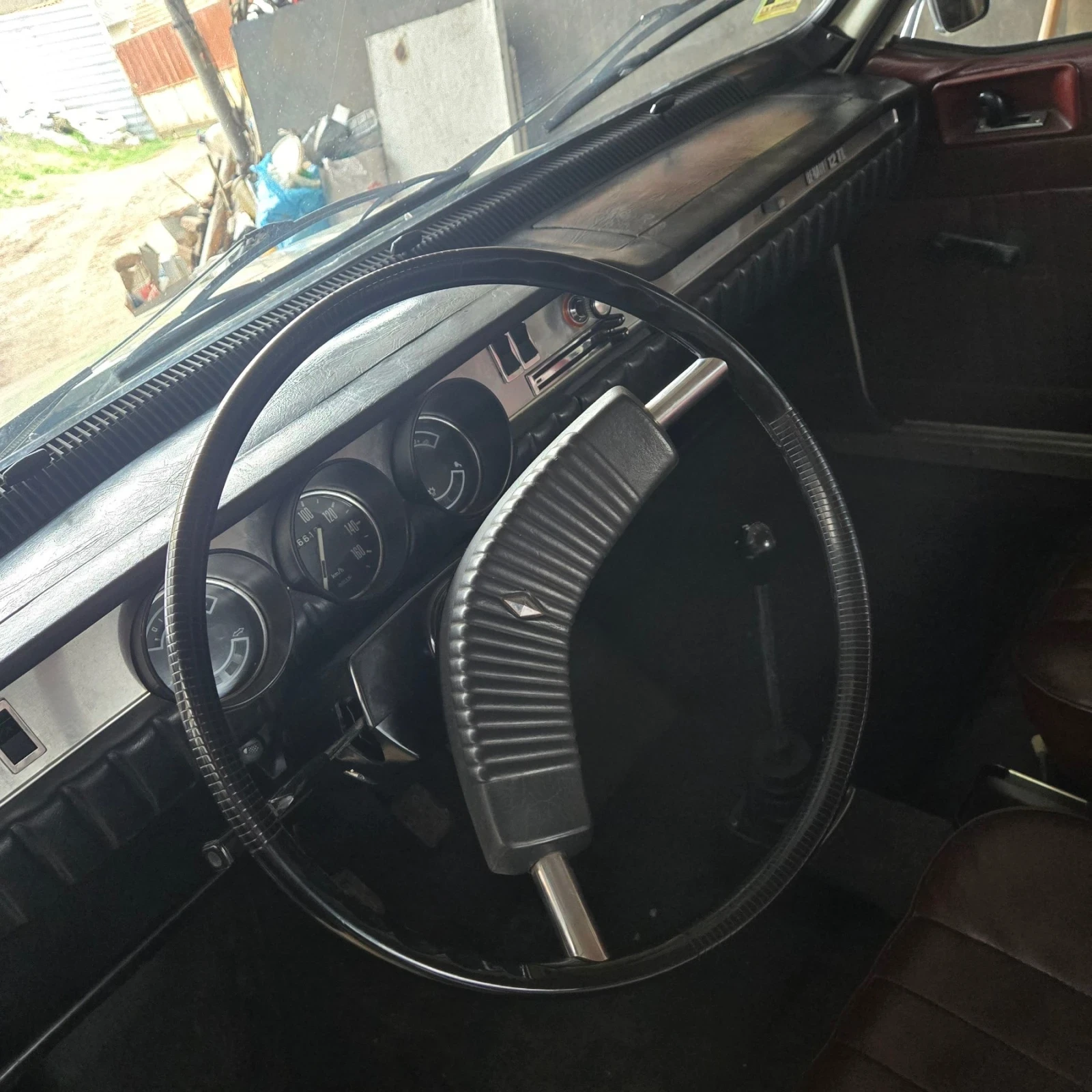 Renault 12  - изображение 7
