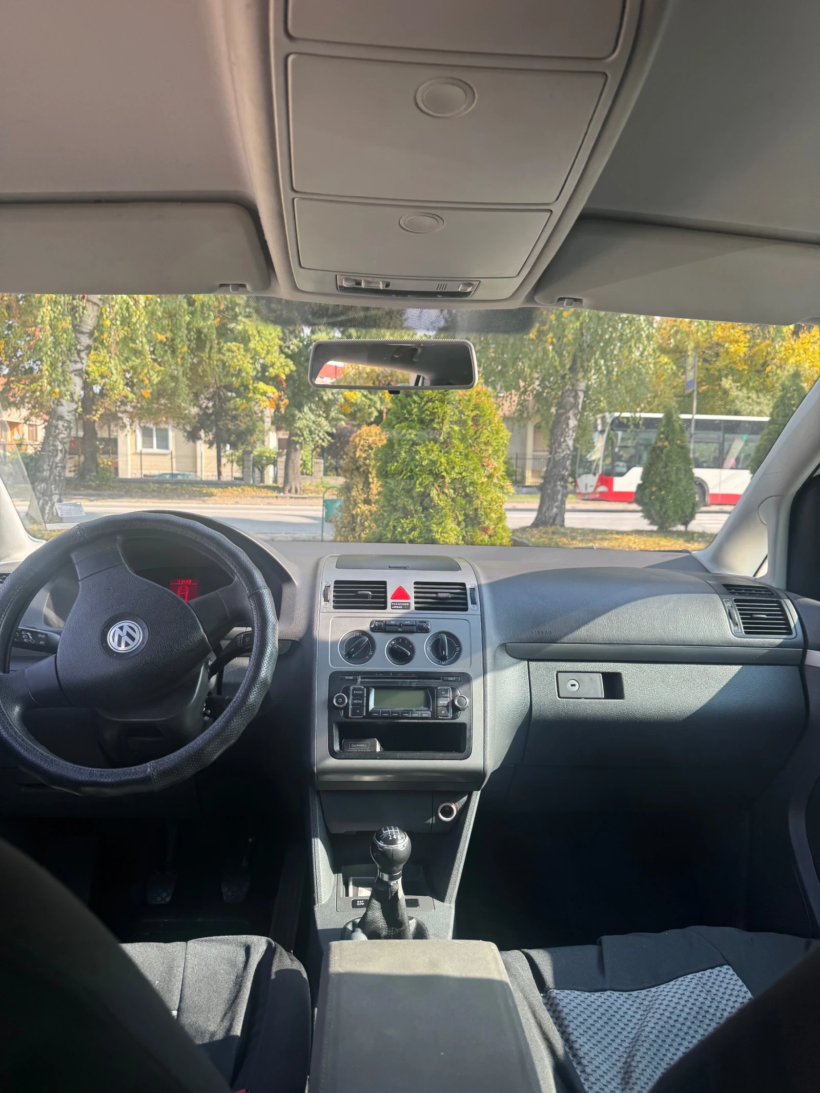 VW Touran  - изображение 5