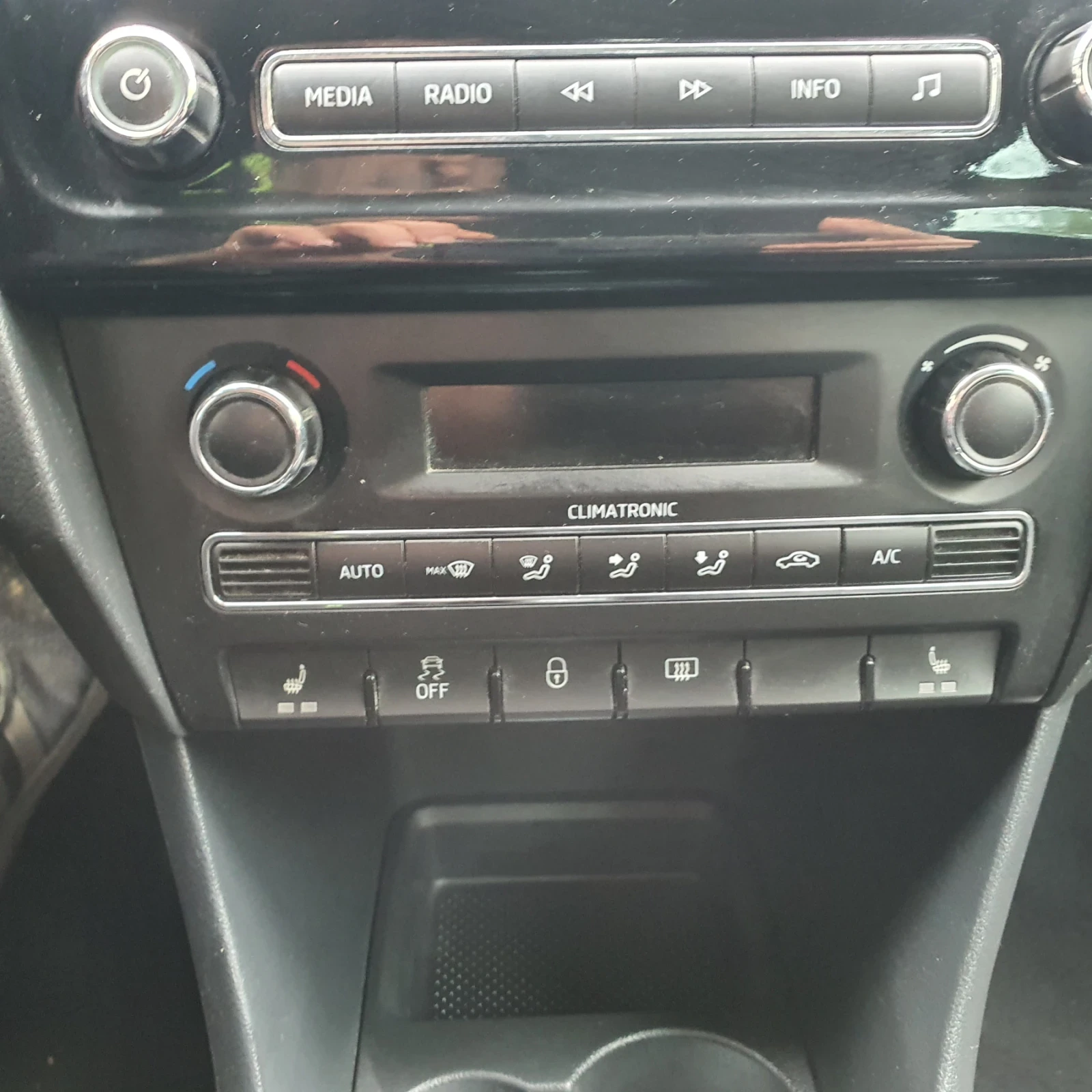 Skoda Rapid 1.2 | Mobile.bg   11