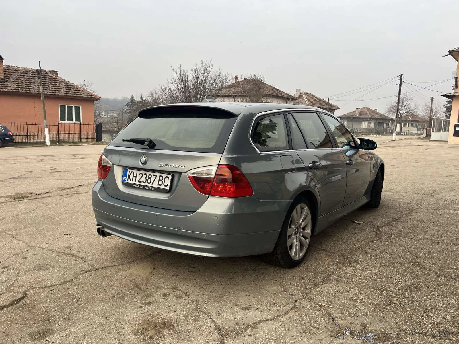 BMW 330 330Xd - изображение 6