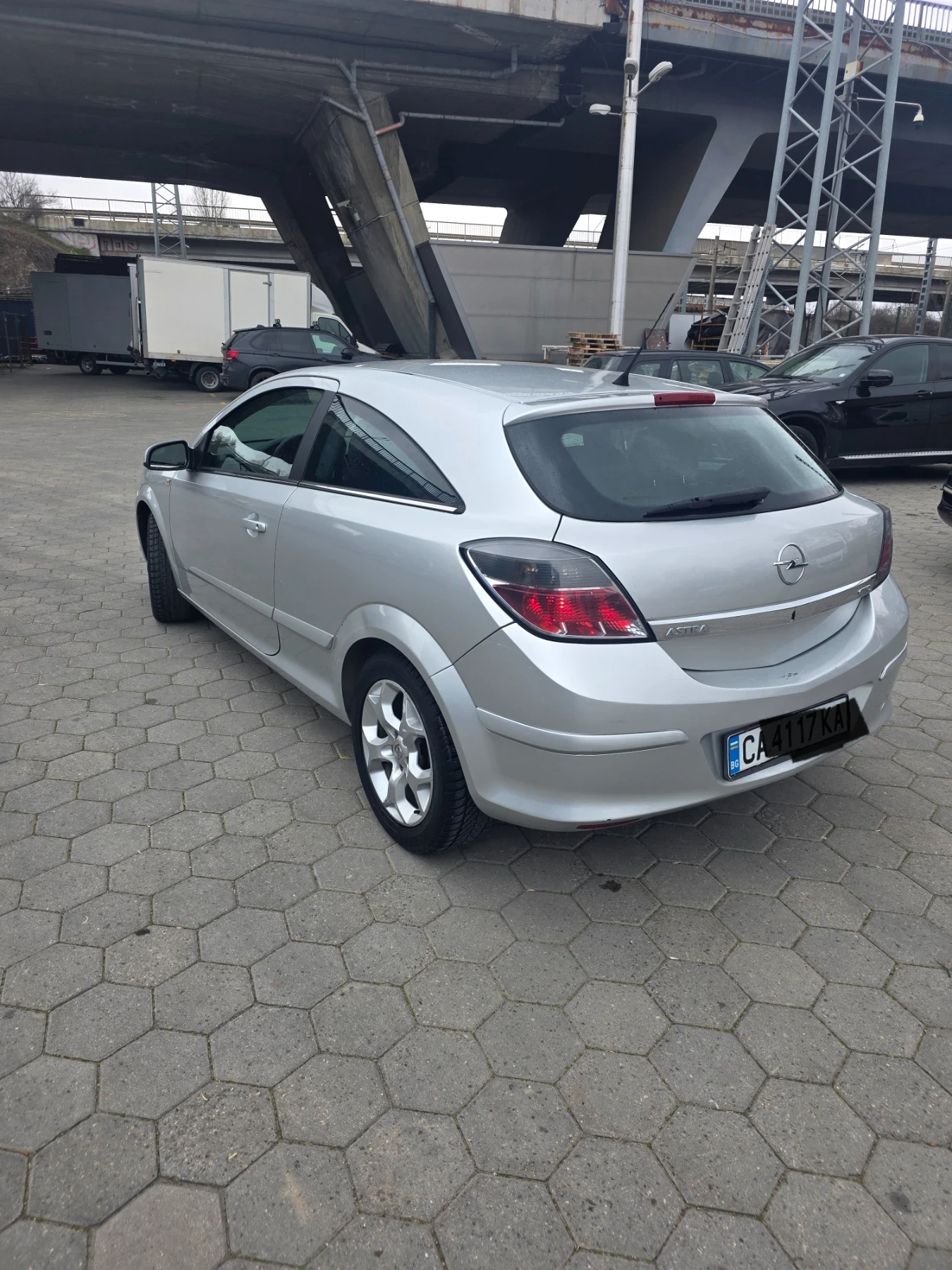 Opel Astra GTC, снимка 4 - Автомобили и джипове - 53894879