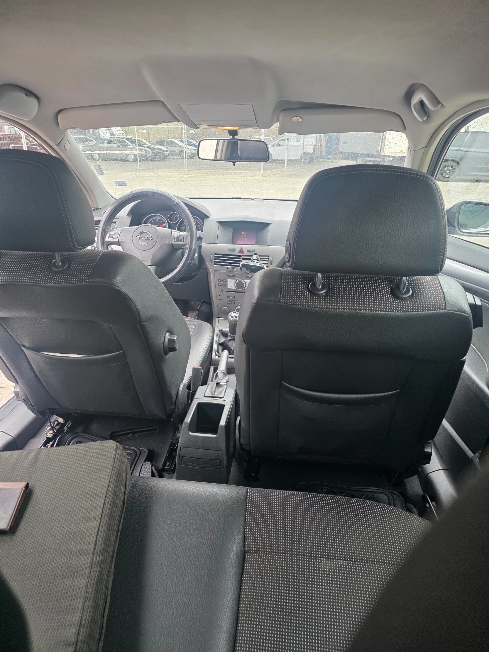 Opel Astra GTC, снимка 12 - Автомобили и джипове - 53894879