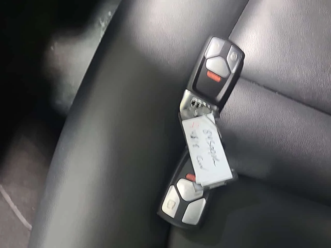 Audi A4 KOMFORT 45 | PANO | KEYLESS | 2 KEYS | ПОДГРЕВИ, снимка 8 - Автомобили и джипове - 53907367