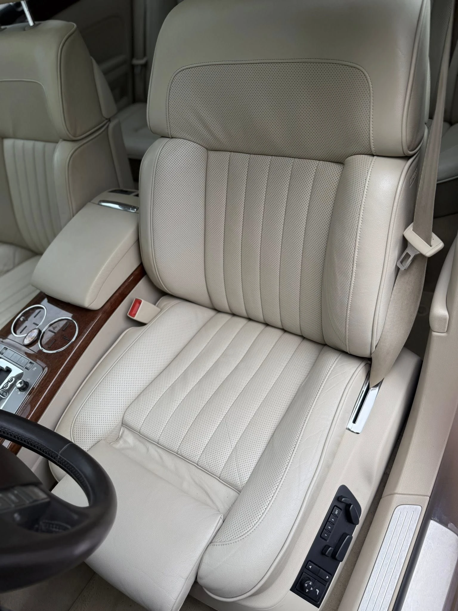 VW Phaeton 3.0TDI УНИКАТ ! ! , снимка 11 - Автомобили и джипове - 53910178
