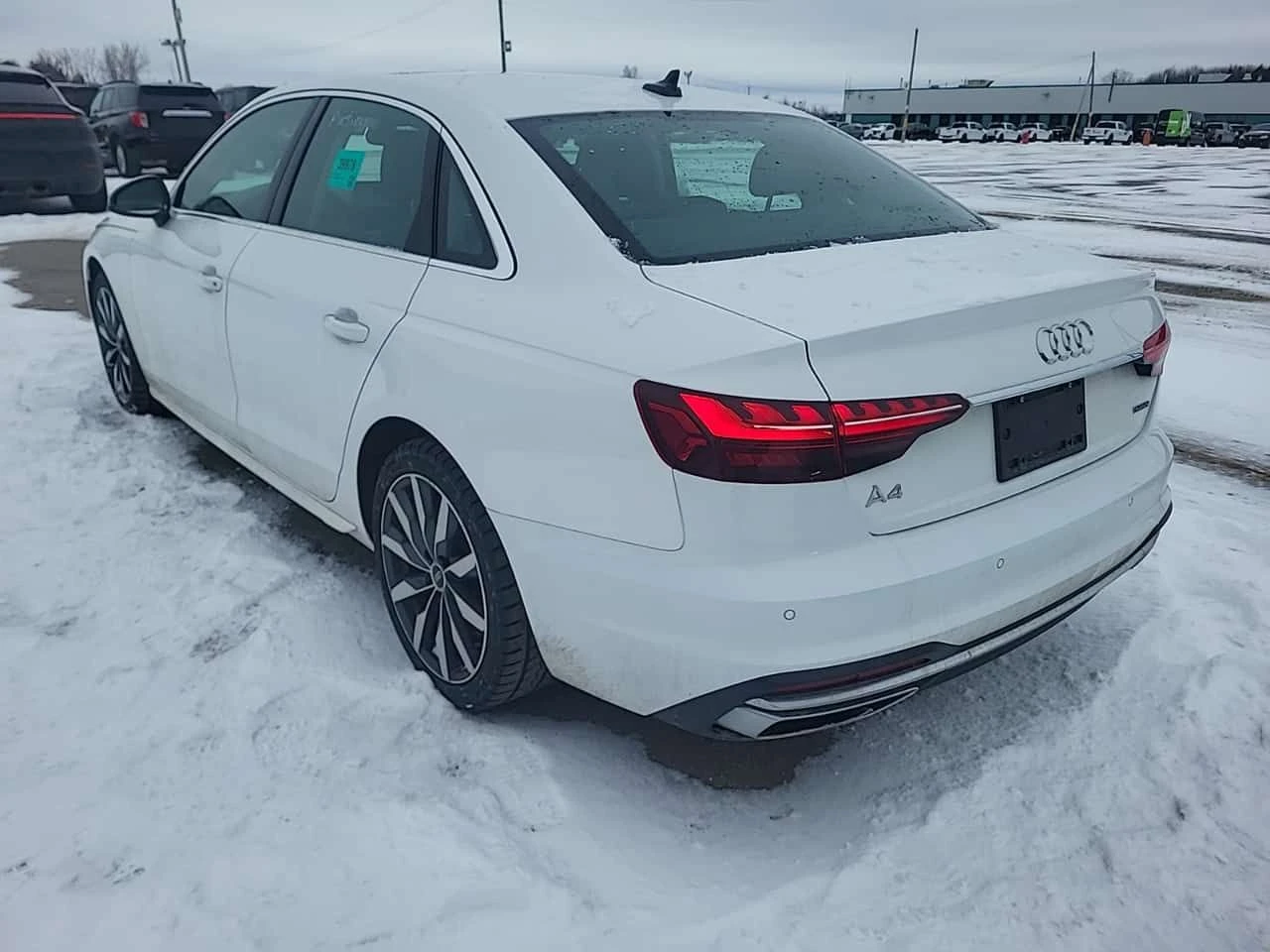 Audi A4 PANORAMA| ПОДГРЕВИ| 2 КЛЮЧА| CARFAX, снимка 4 - Автомобили и джипове - 53970995