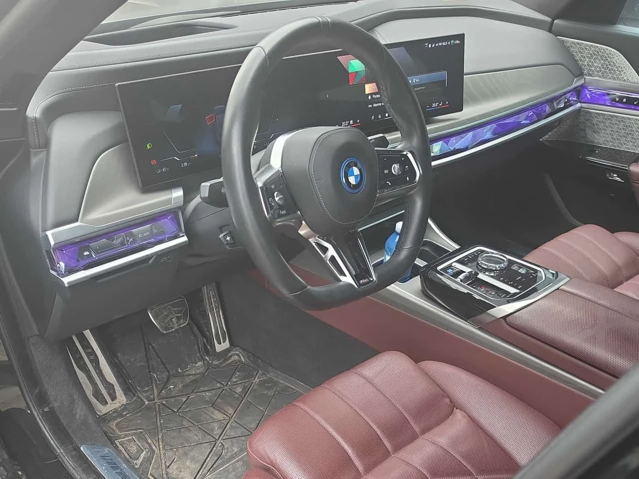 BMW i7 SKY LOUNGE| BOWERS & WILKINS| МАСАЖ| , снимка 8 - Автомобили и джипове - 54076555