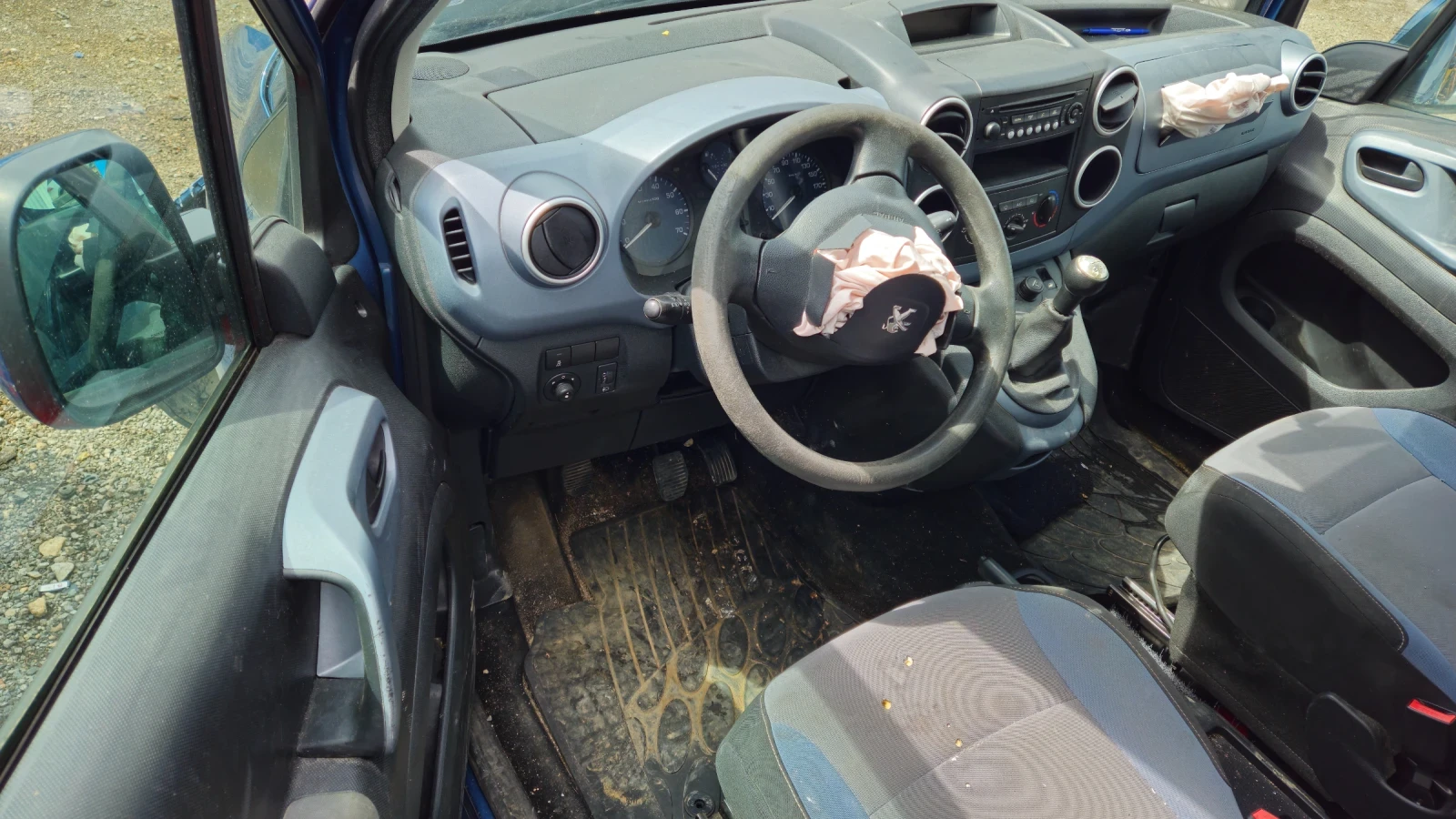 Peugeot Partner 1.6hdi/на части , снимка 6 - Автомобили и джипове - 54086089