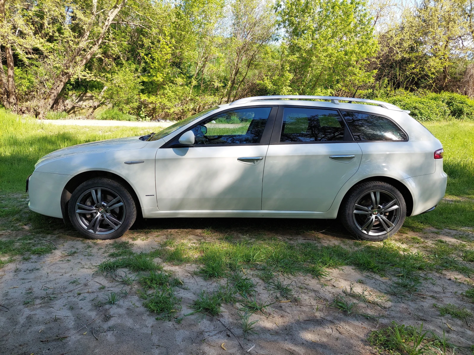 Alfa Romeo 159 sportwagon 2.0 JTDm, снимка 4 - Автомобили и джипове - 54305024