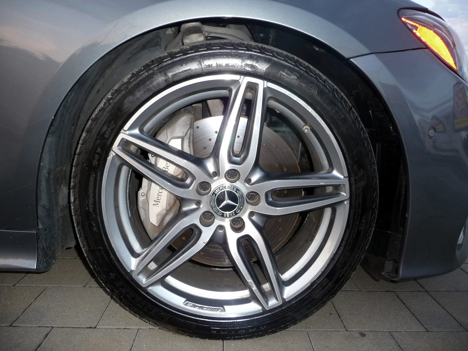 Mercedes-Benz E 400, снимка 5 - Автомобили и джипове - 55514042