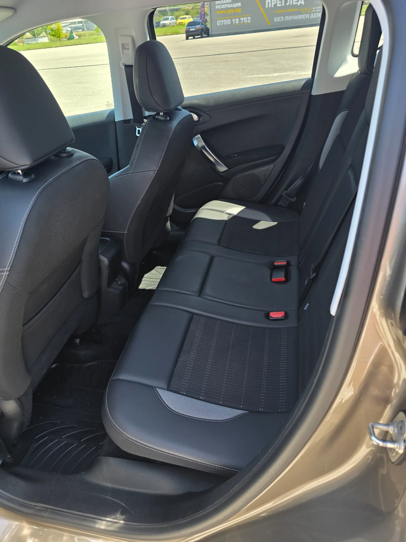 Peugeot 2008, снимка 9 - Автомобили и джипове - 55247162