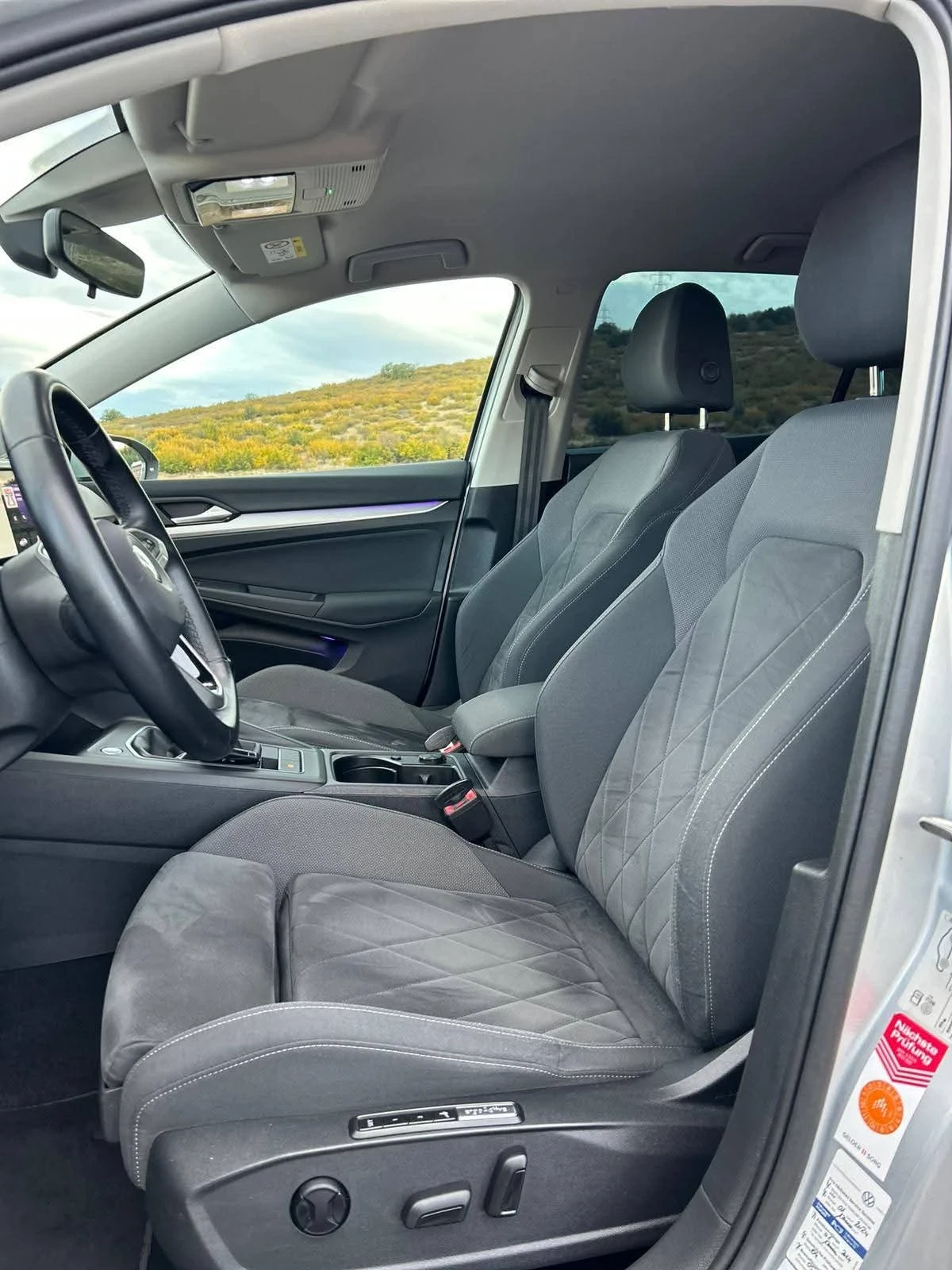 VW Golf, снимка 8 - Автомобили и джипове - 55896210