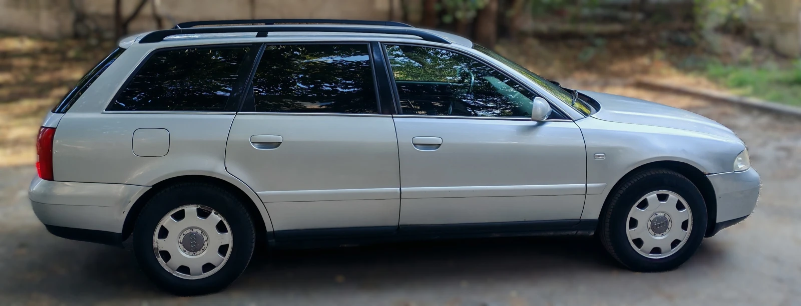 Audi A4 2.5 TDI, снимка 7 - Автомобили и джипове - 55970082