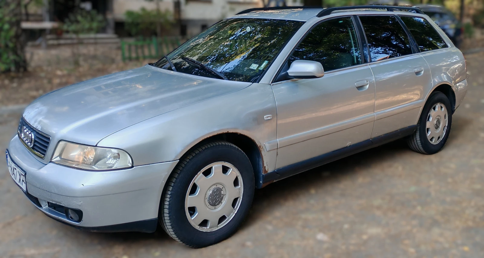 Audi A4 2.5 TDI, снимка 3 - Автомобили и джипове - 55970082
