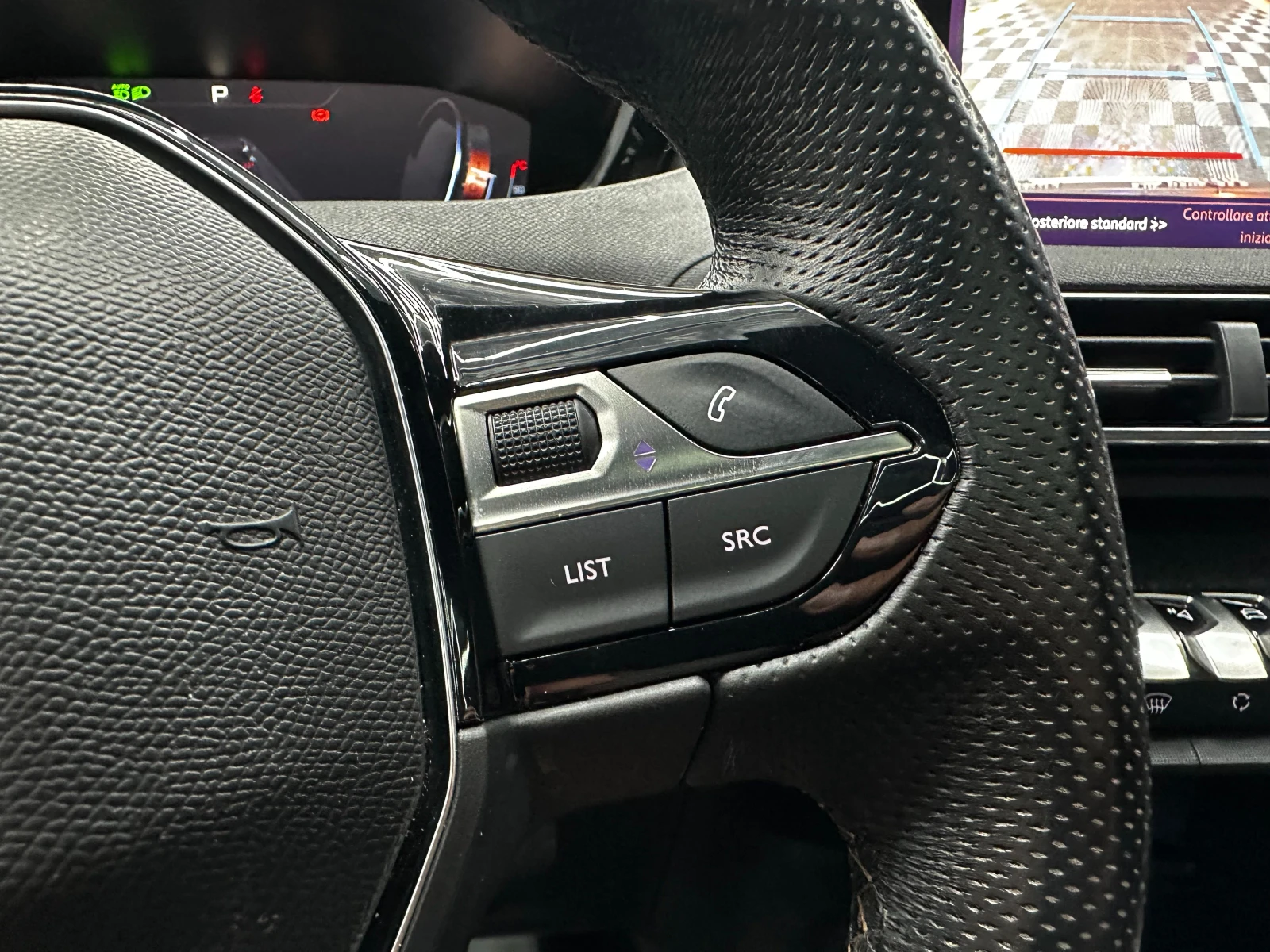 Peugeot 3008 1.5 Blue-HDi GT Line, снимка 13 - Автомобили и джипове - 56130167