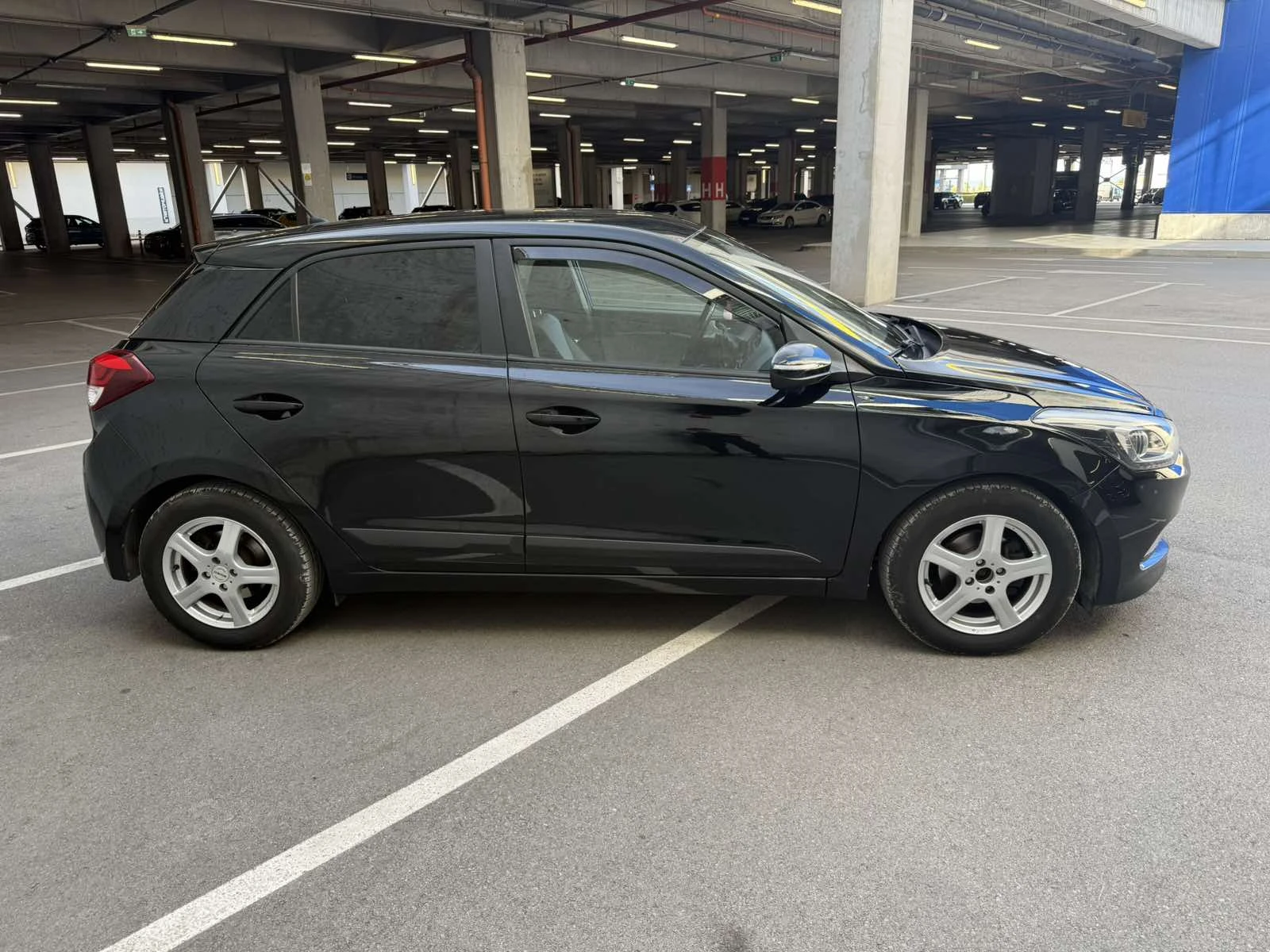 Hyundai I20 1.4 AUTOMATIC LED EURO 6B, снимка 4 - Автомобили и джипове - 56351297