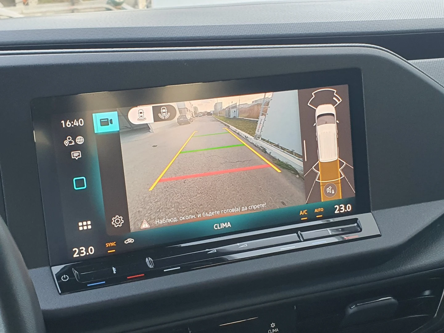 VW Caddy, снимка 9 - Автомобили и джипове - 56536492