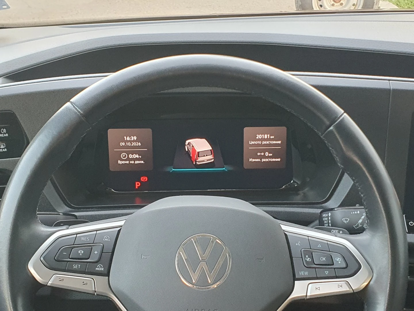VW Caddy, снимка 7 - Автомобили и джипове - 56536492