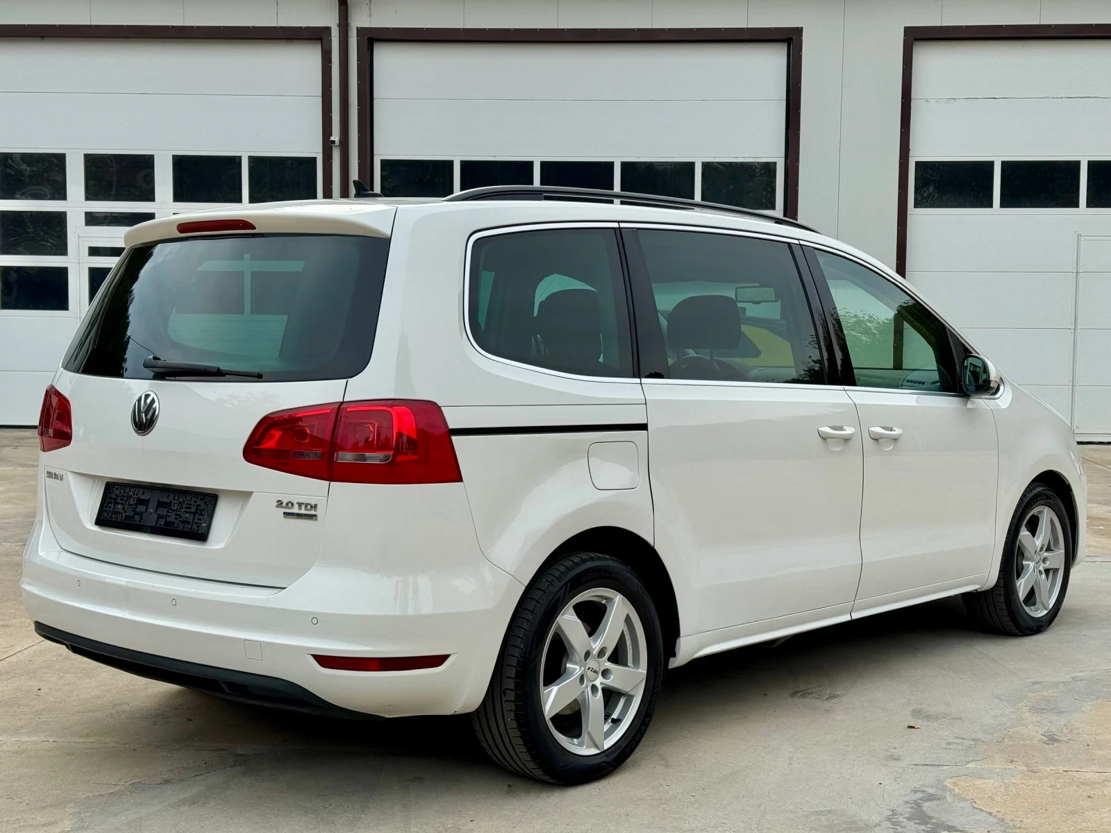 VW Sharan * 2.0TDI* DSG* HIGHLINE* NAVI*  | Mobile.bg � ����������� 5