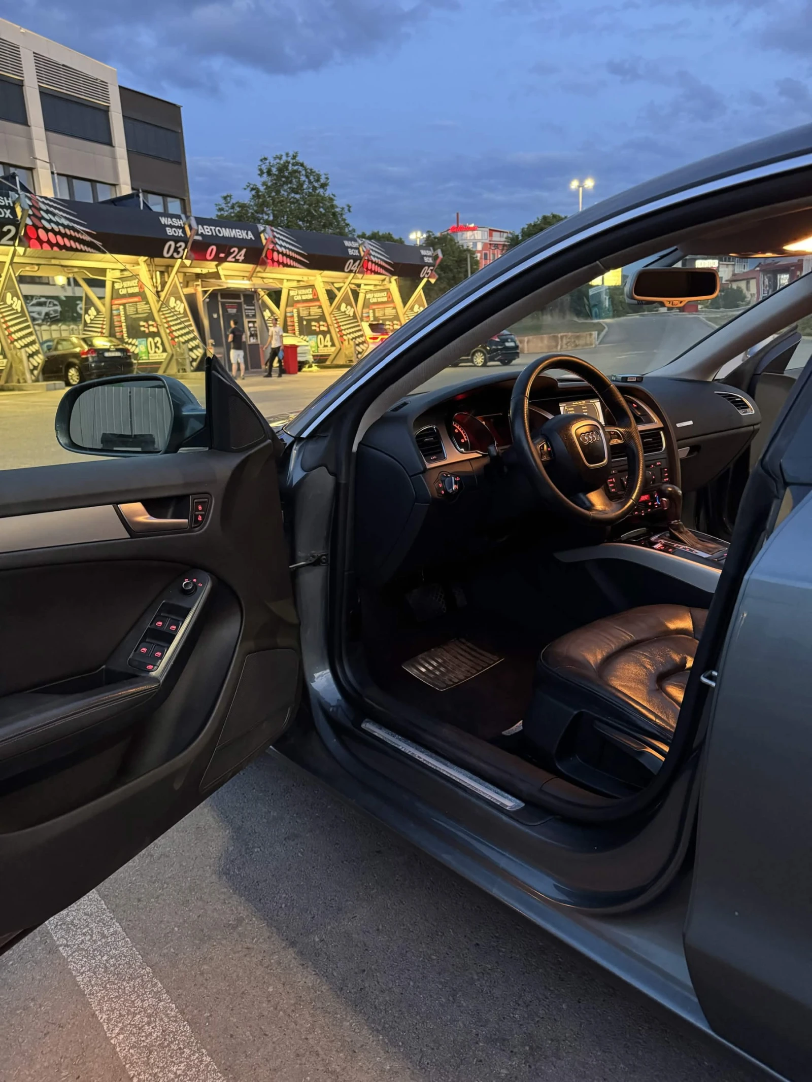 Audi A5 2.0TDI S-Line, снимка 6 - Автомобили и джипове - 56729438