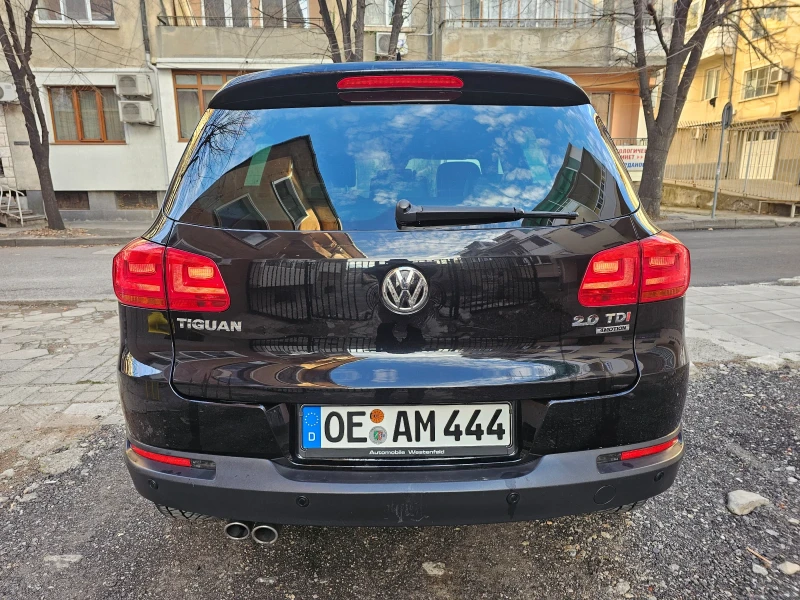 VW Tiguan 2.0 4x4, снимка 3 - Автомобили и джипове - 48401279