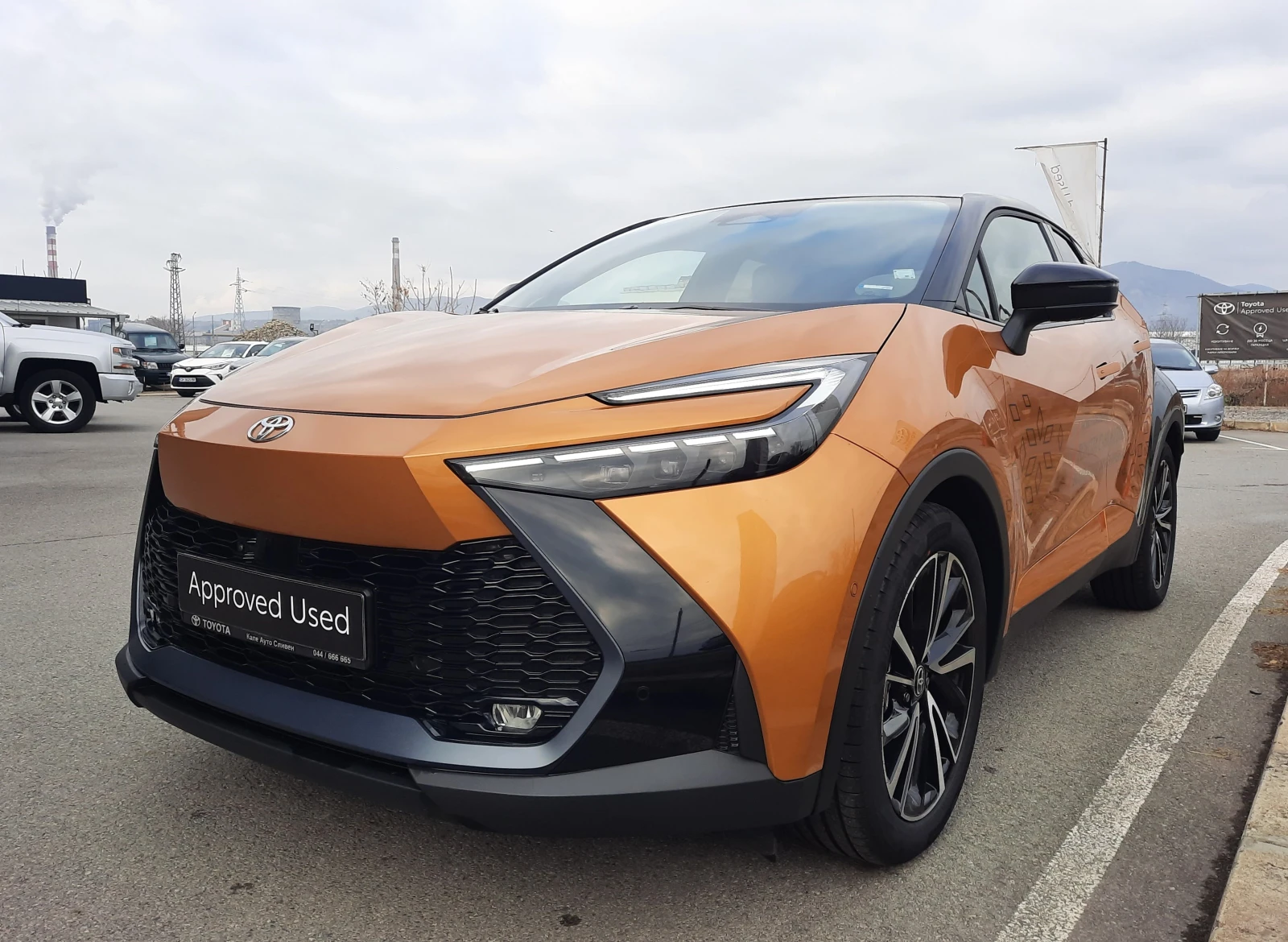 Toyota C-HR 2.0 HEV E-CVT Premier Edition FWD - изображение 3