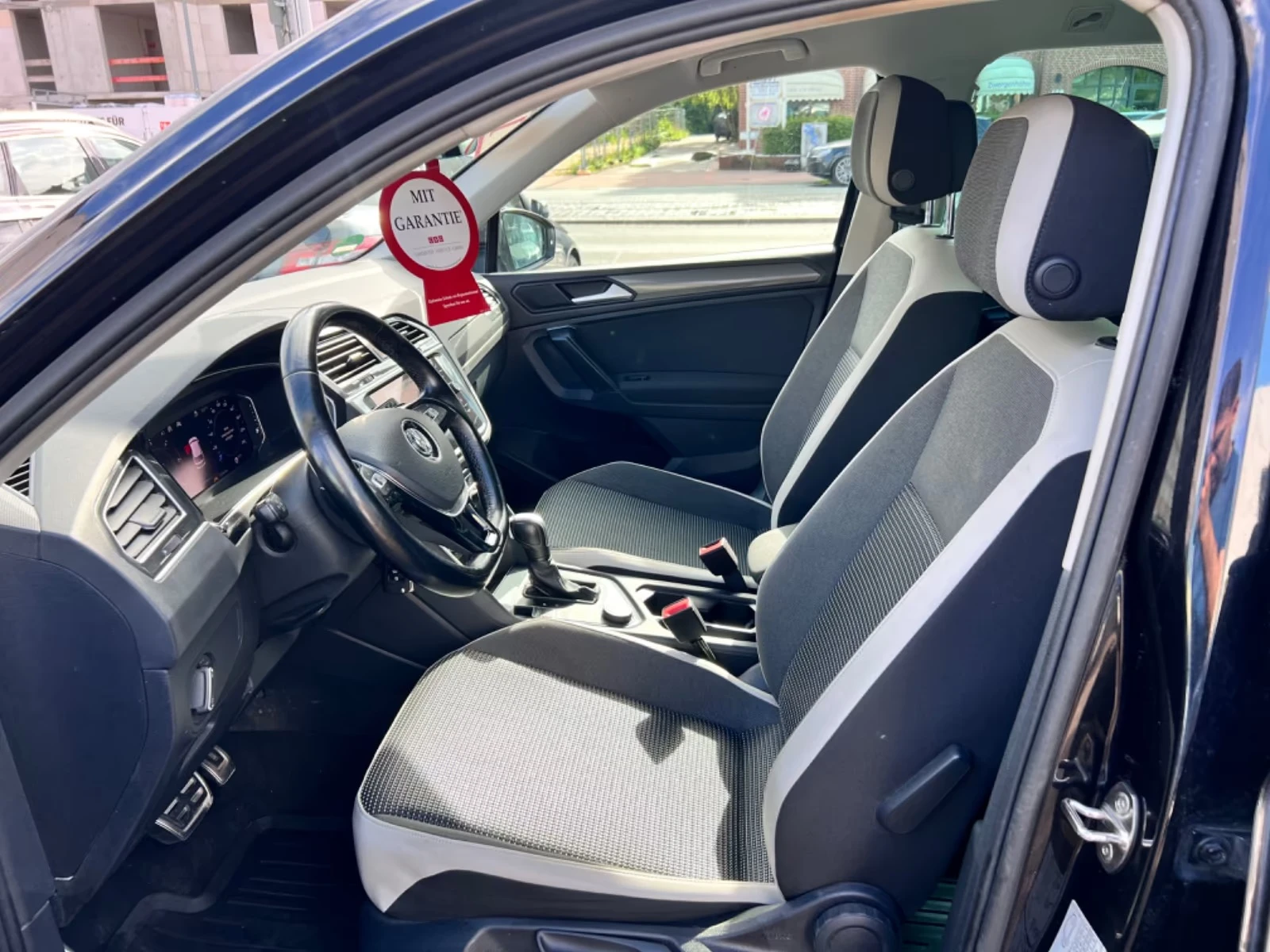 VW Tiguan 2.0* TDI* OFFROAD* 4Motion* VIRTUAL - изображение 9