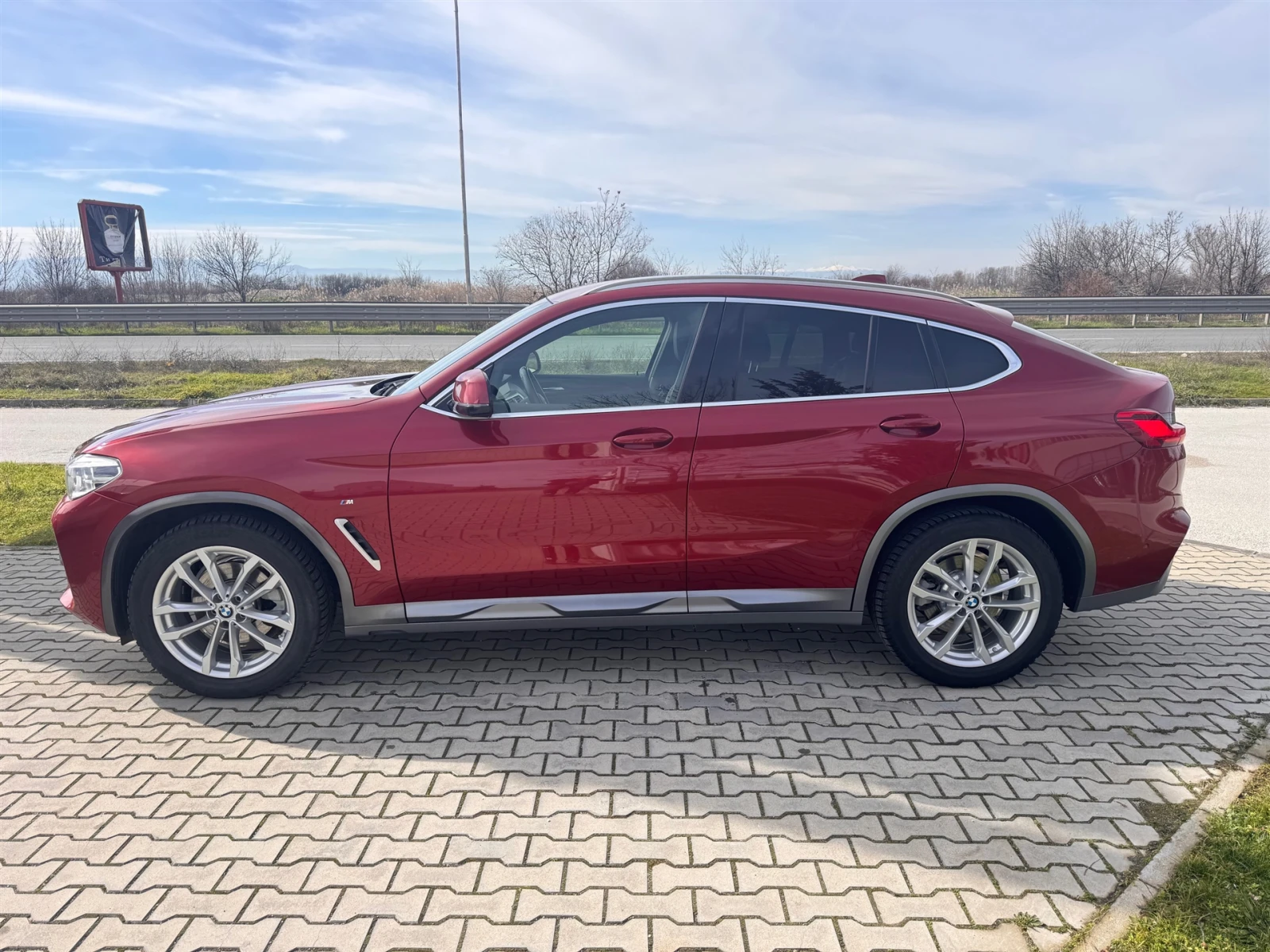 BMW X4 xDrive20d - изображение 3